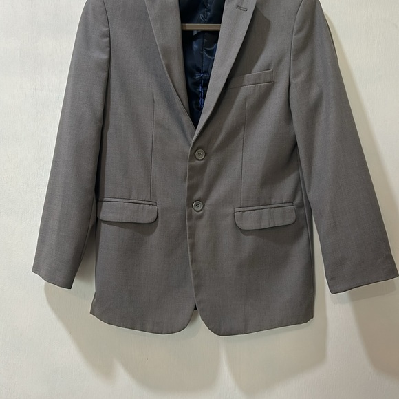 IZOD BOYS SUIT BLAZER MED GREY LONG SLEEVE NOTCH LABEL STYLE JACKET Sz 16 R - Picture 4 of 13